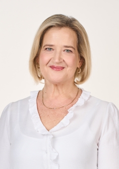Dr. Szabó Alexandra