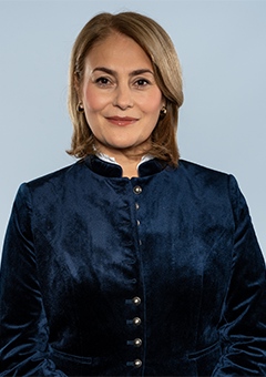 Dr. Csibi Krisztina